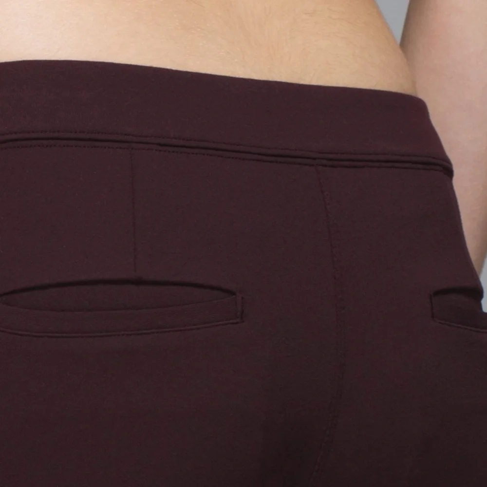 Lululemon Jet Crop *Luon